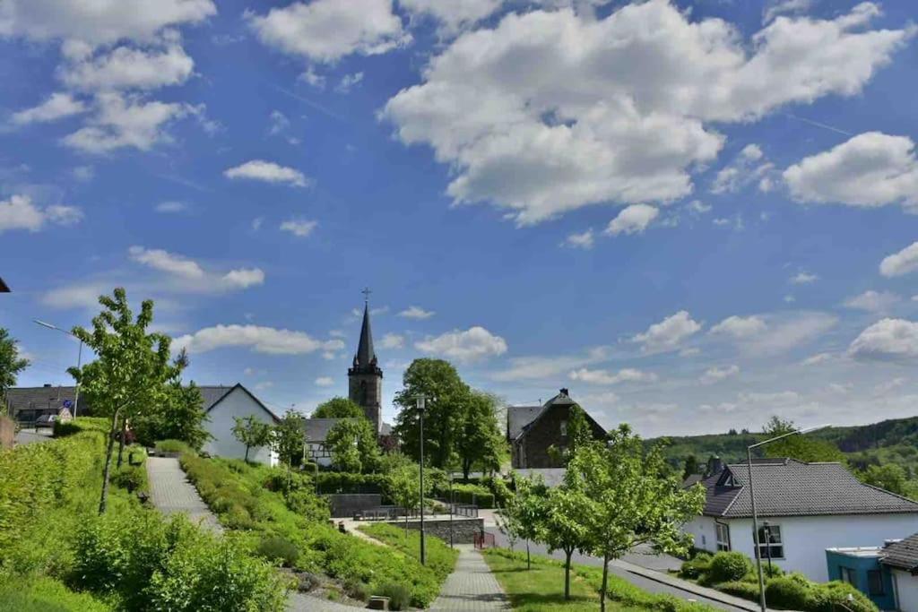 Appartement Zur Wied Oberlahr Esterno foto